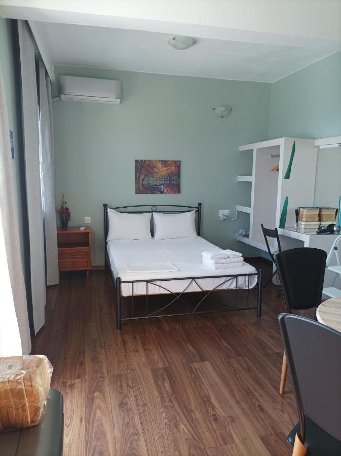 Beachfront Apartment Rethymno  Exterior photo